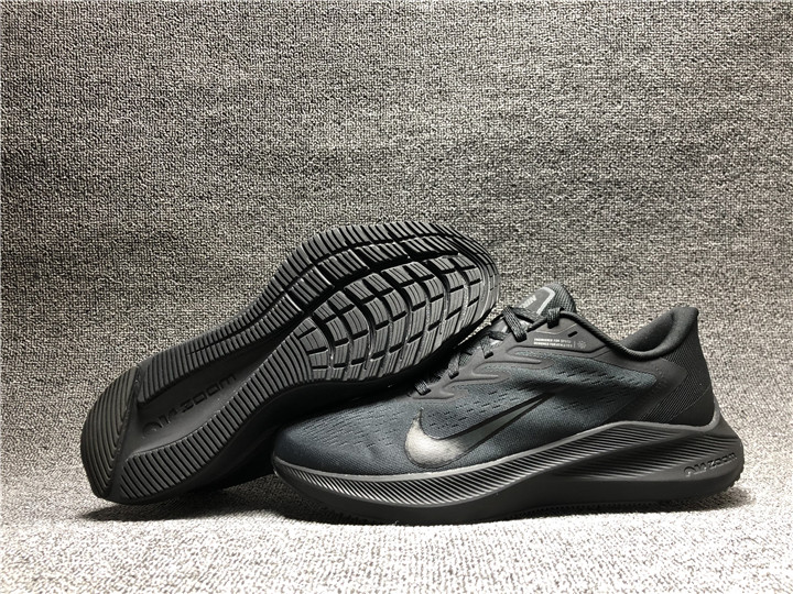 Nike Zoom Winflo 7 All Black Shoes - Click Image to Close